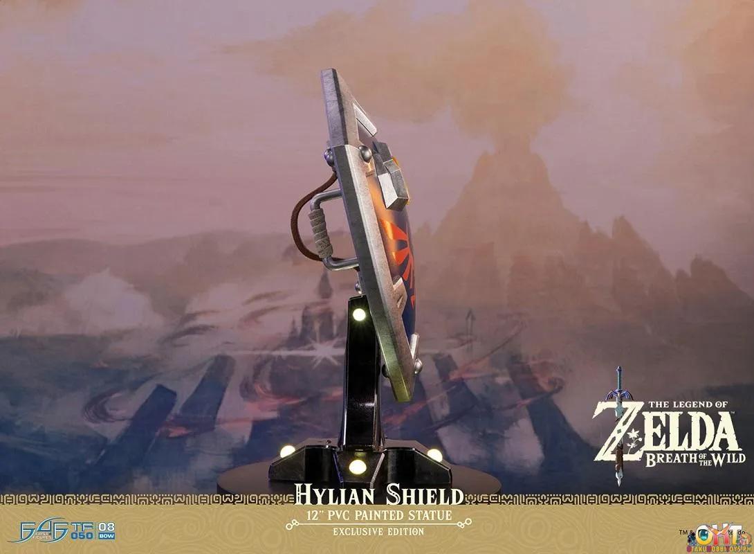 First4Figures THE LEGEND OF ZELDA™: BREATH OF THE WILD Hylian Shield (Collector’s Edition)