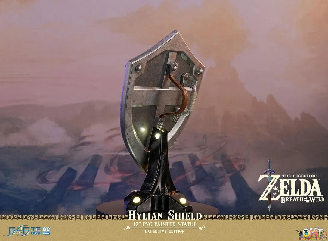 First4Figures THE LEGEND OF ZELDA™: BREATH OF THE WILD Hylian Shield (Collector’s Edition)
