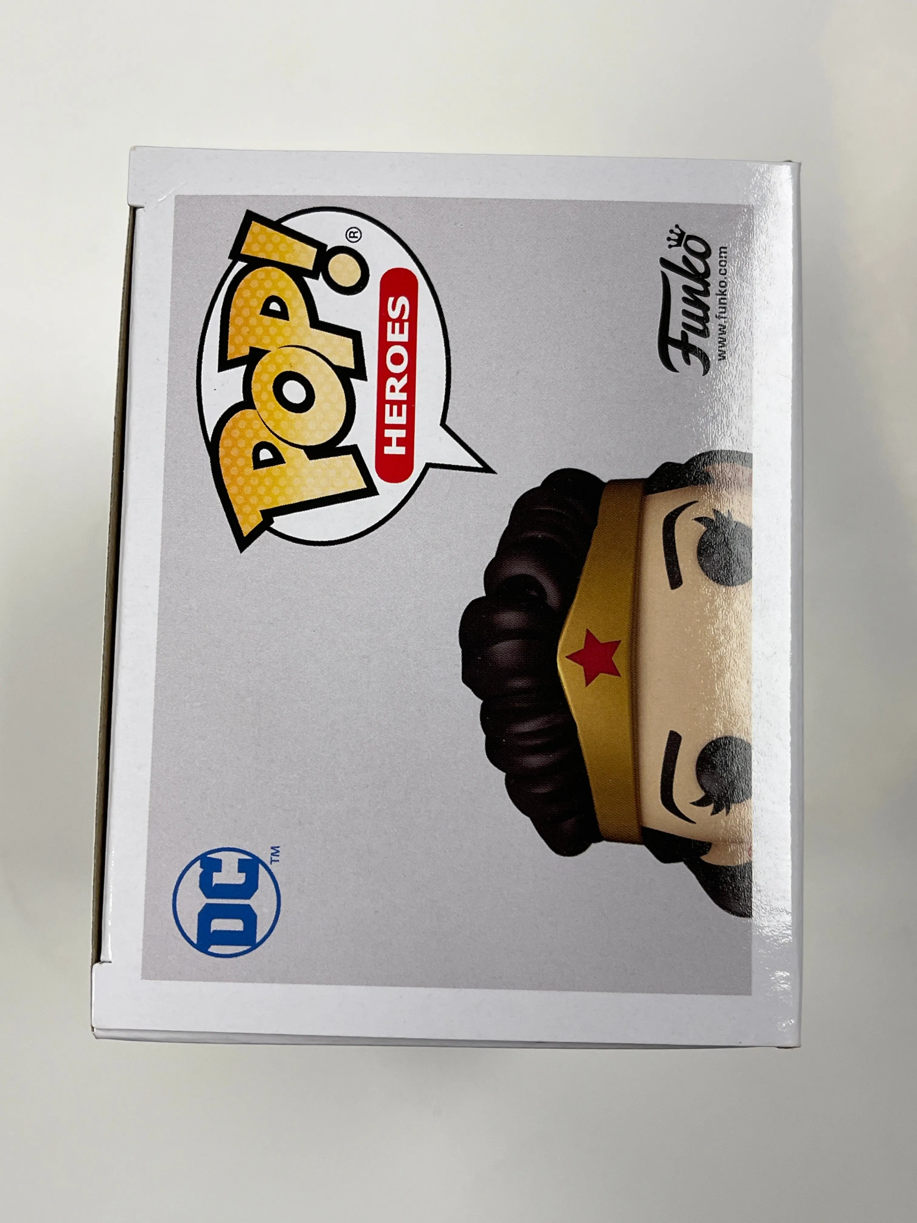 Funko Pop! DC Heroes Wonder Woman (Golden Age) #383 WW 80th Anniversary