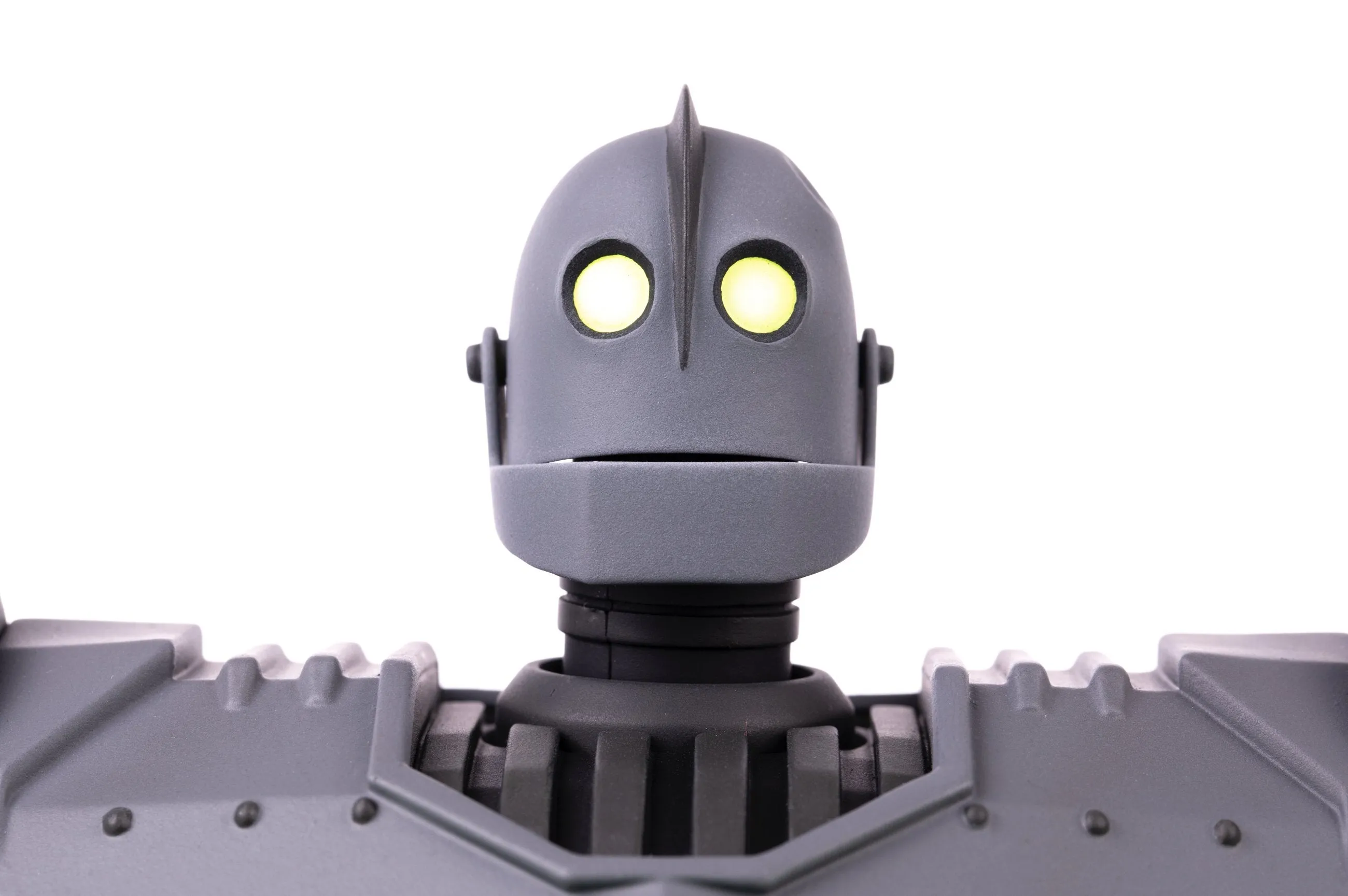Iron Giant MONDO MECHA 12.5" Figure