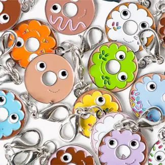 Kidrobot Yummy Donuts Enamel Zipper Pulls by Heidi Kenney: (1 Blind Pack)