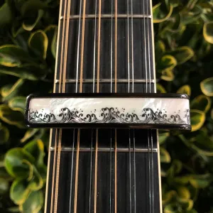 White Pearl Waves | Deluxe Capo
